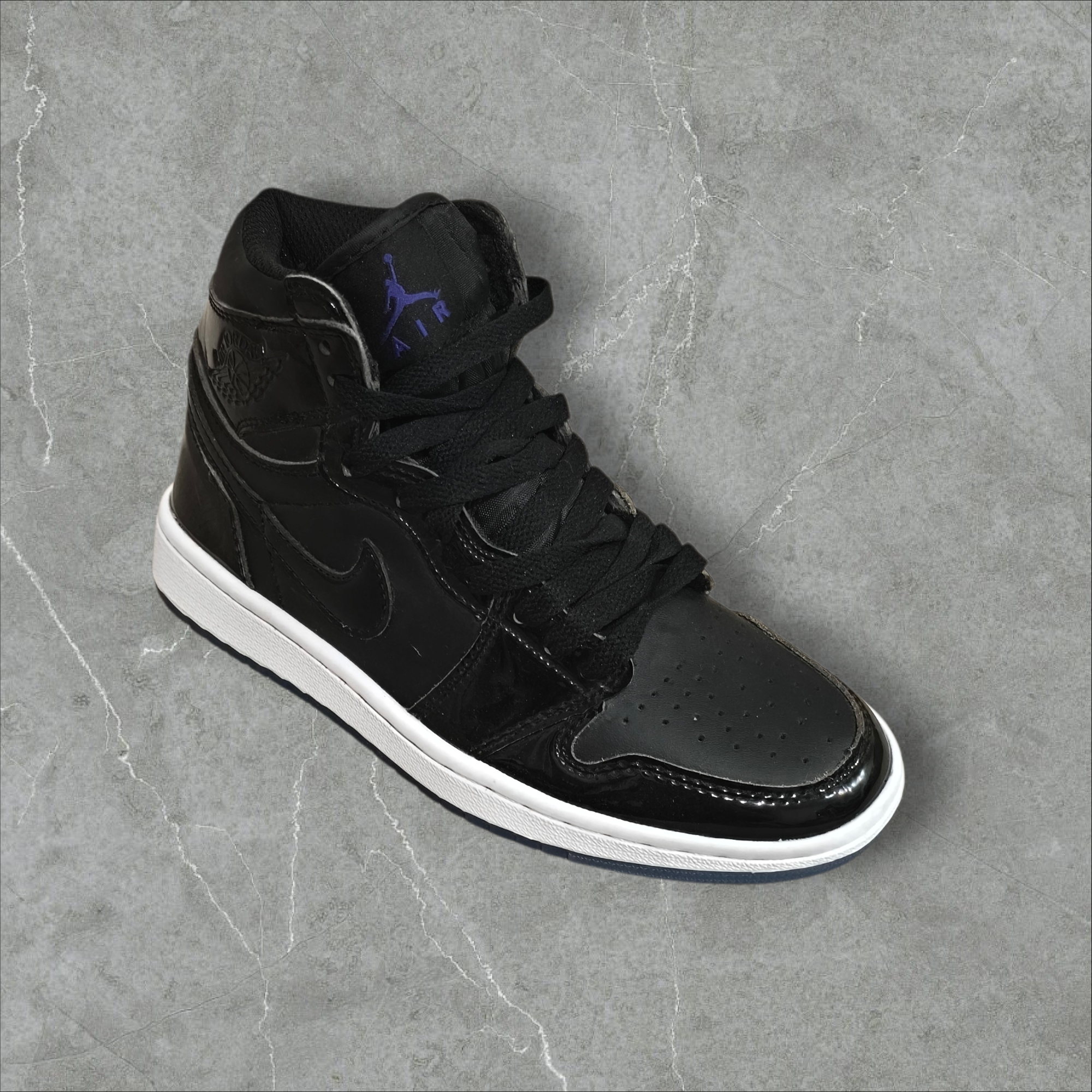 Nike Jordan Legacy Basketball