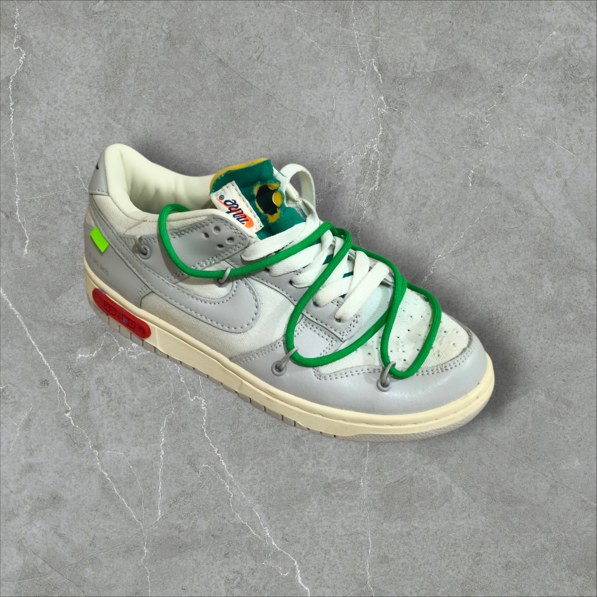 Nike Dunk Low Off-White Lot 25