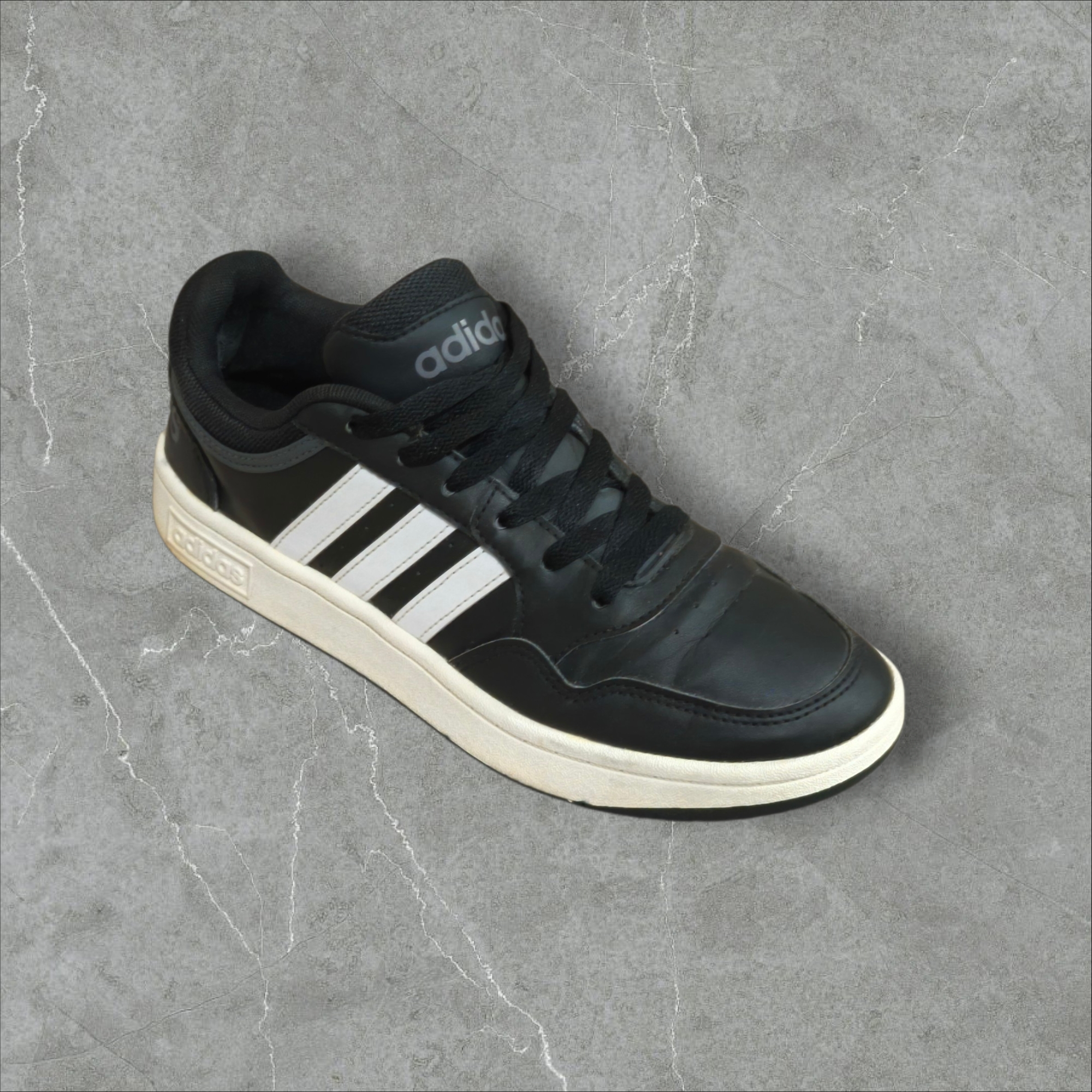 adidas Hoops