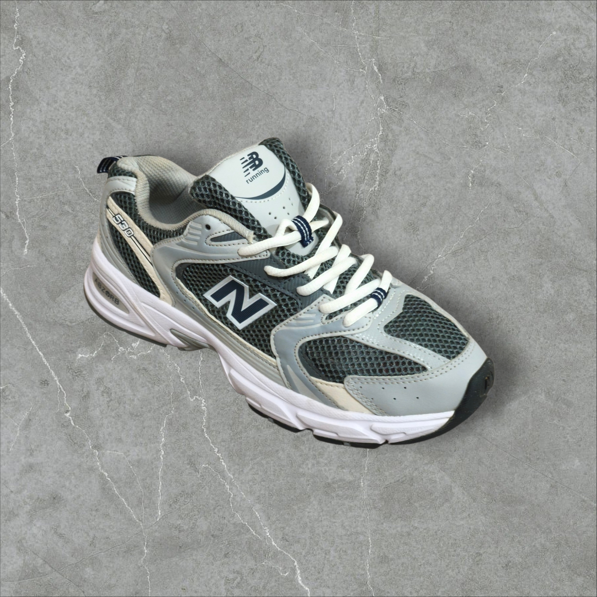 New Balance 530