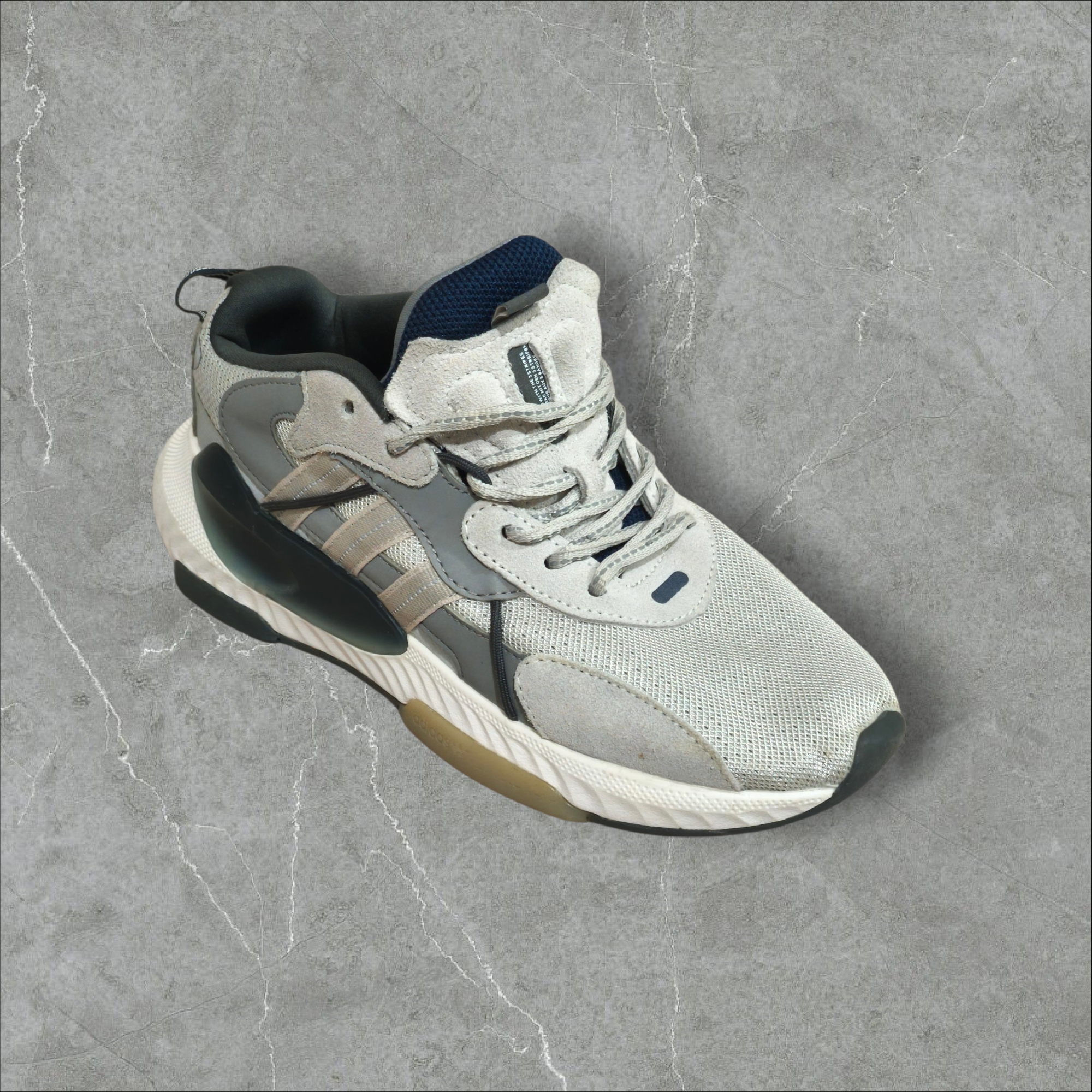 Adidas Hi Tail