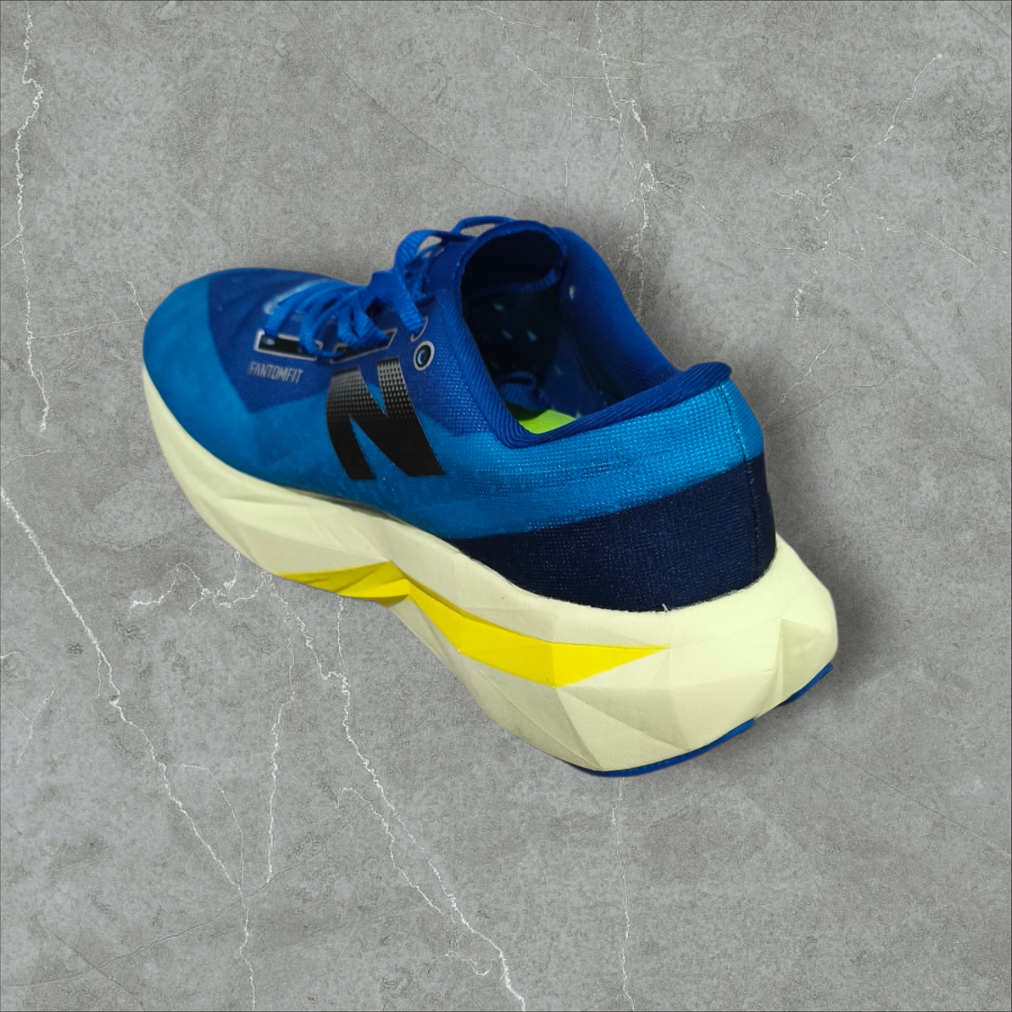 New Balance FuelCell Rebel v4